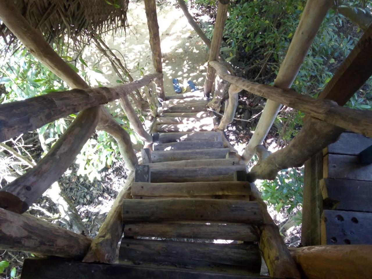 Mermaid Cabana And Tree Houses Тангале Стая снимка